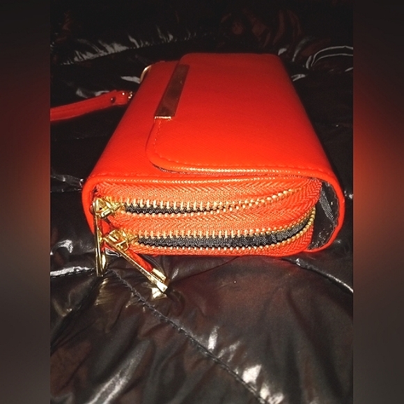 Handbags - 🍄 sale!!! Wristlet or large wallet